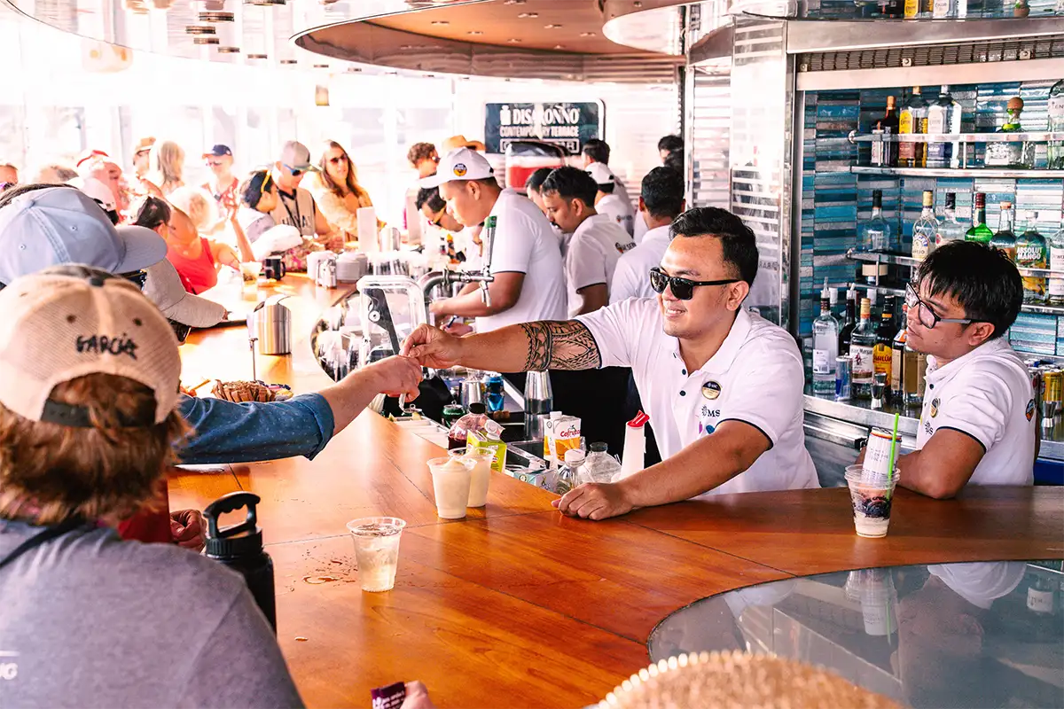 bar_guests
